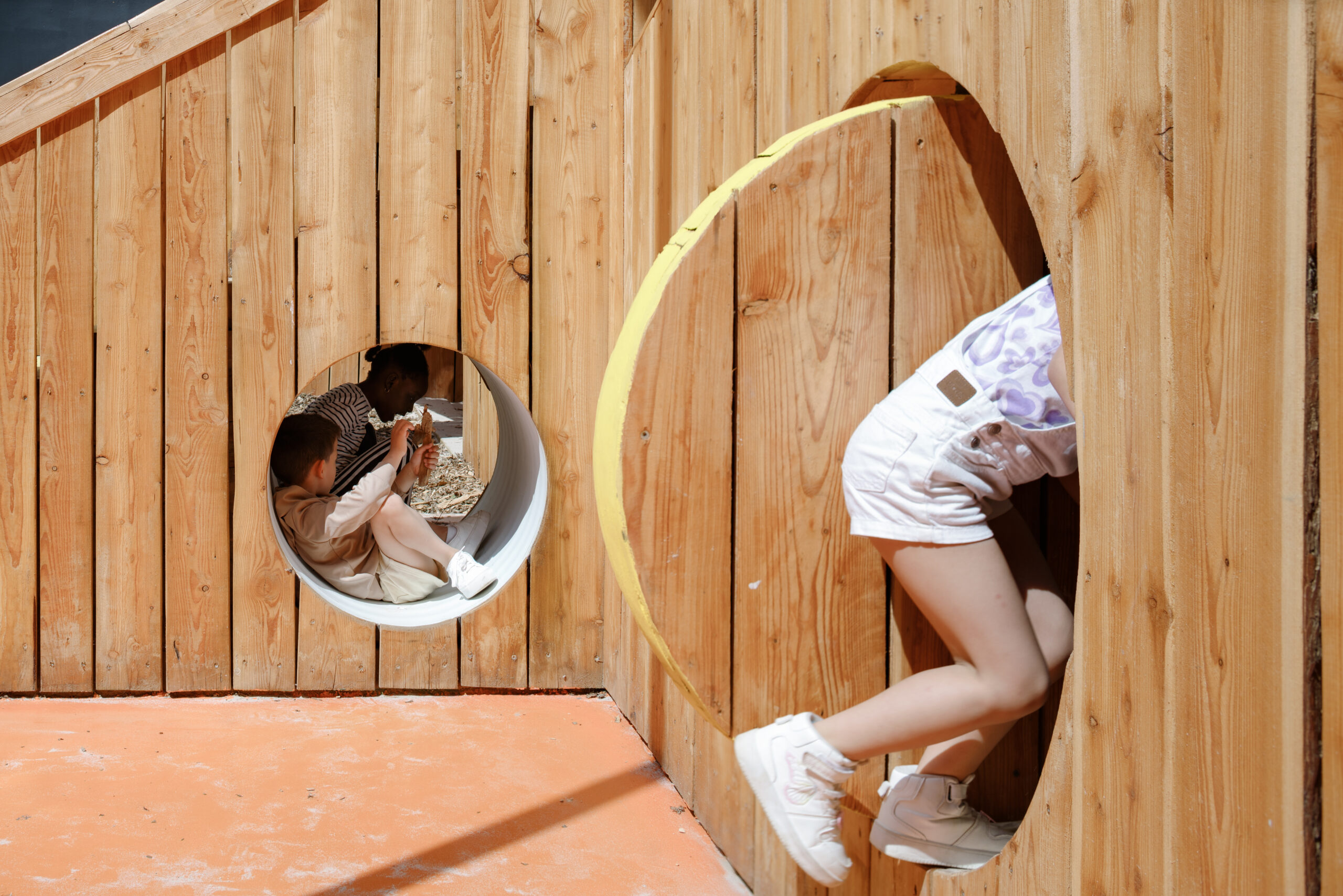 2306002AR JPEG 300ppp-12