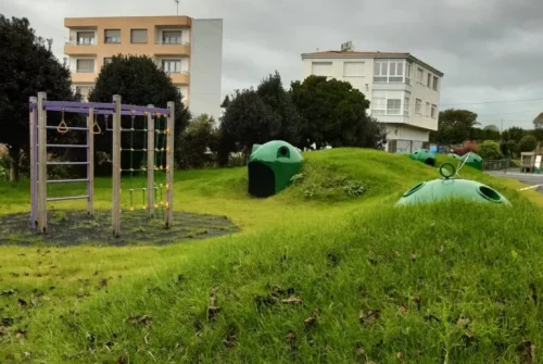 contenedores de vidrio convertidos en casas